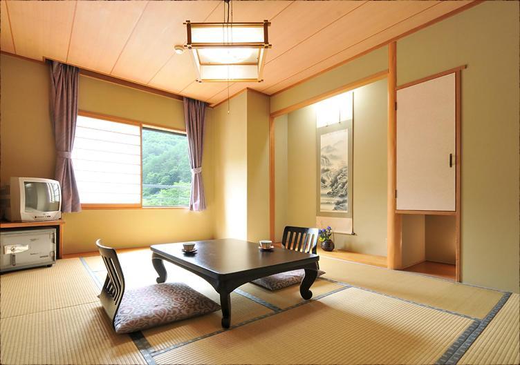 Bouzantei Kotobuki Hotel Ueda Kültér fotó